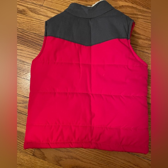 Carter’s Boy Red Vest Size 5 - Picture 2 of 4